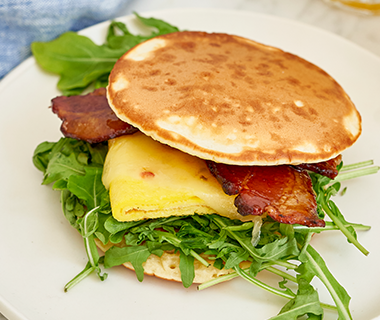 http://www.greenpan.us/cdn/shop/articles/breakfast_sandwich.png?v=1690231928