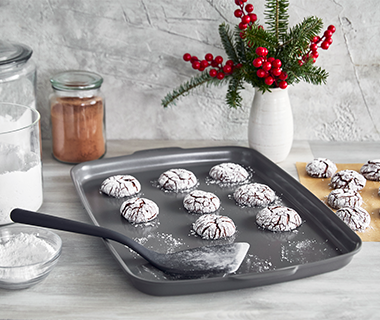 Chocolate Crinkle Cookies