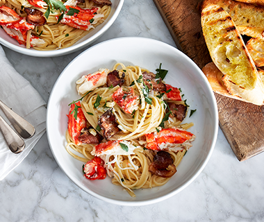 Creamy Crab & Bacon Linguine