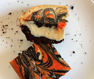 Halloween Cheesecake Bars