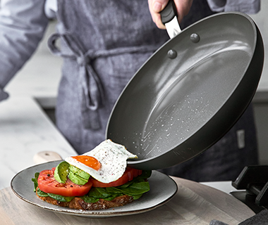 CNN Awards GreenPan Levels Stackable Ceramic Frypan as Best Eco-Friendly Nonstick Pan