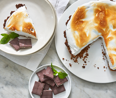 Mint S’mores Skillet Pie