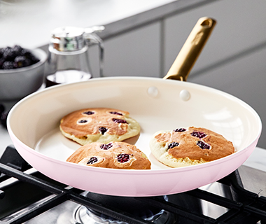 Buttermilk and Berry Pancakes