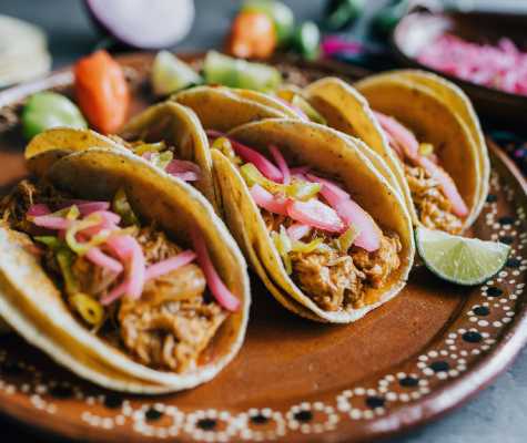 Slow Cooker Carnitas Tacos