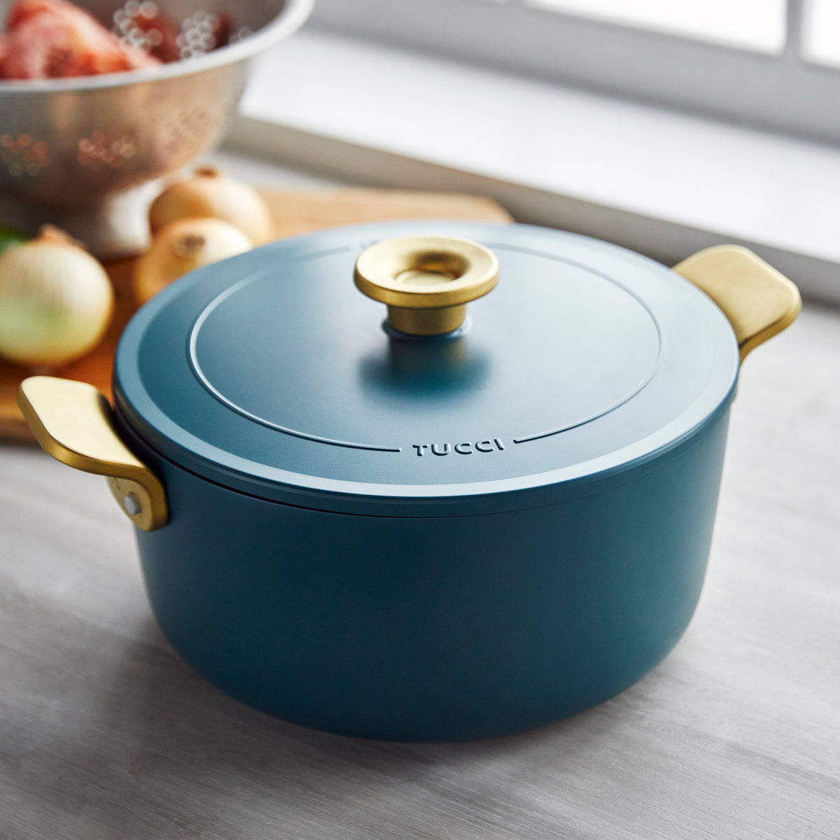 Stanley Tucci™ Ceramic Nonstick 6.5-Quart Dutch Oven | Venetian Teal