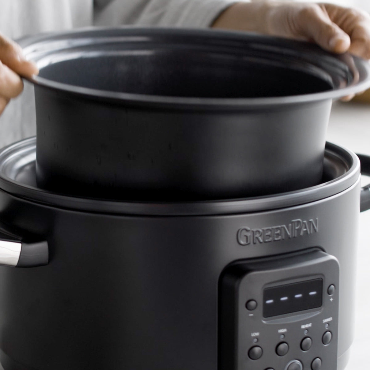 Bistro Noir 4-Quart Slow Cooker