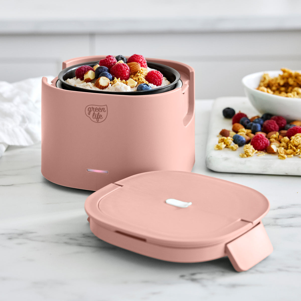 Electric lunch box in the color dusty rose