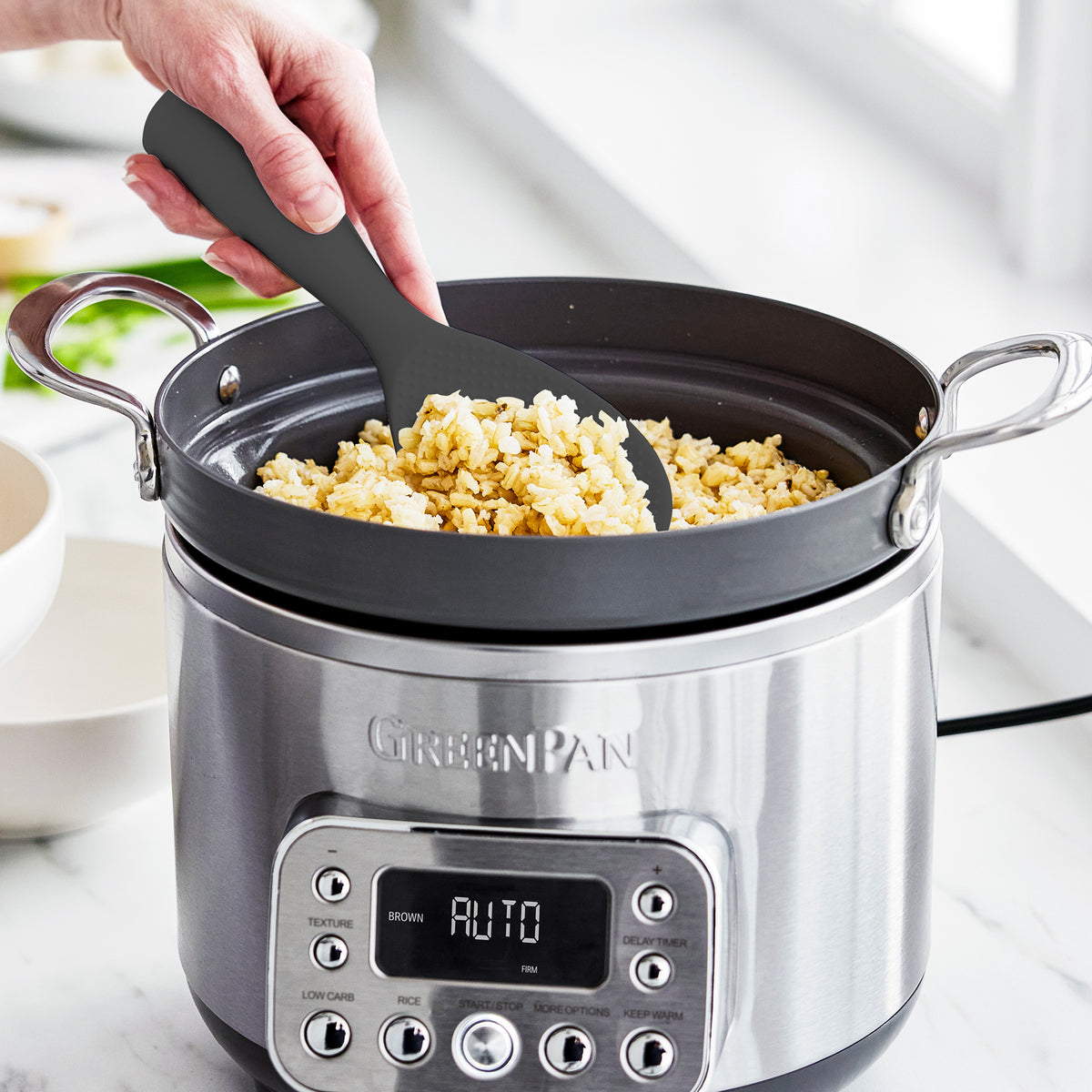 Rice & grains cooker with rice spatula