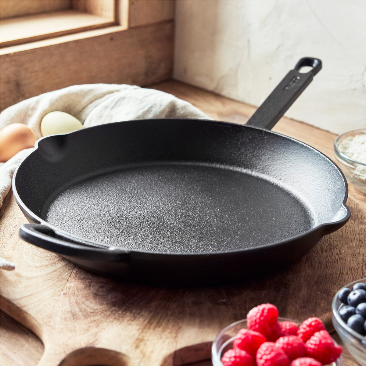 Bobby Flay by GreenPan 12" Cast Iron Frypan