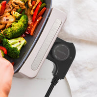 Advanced skillet with easy-to-use temperature control