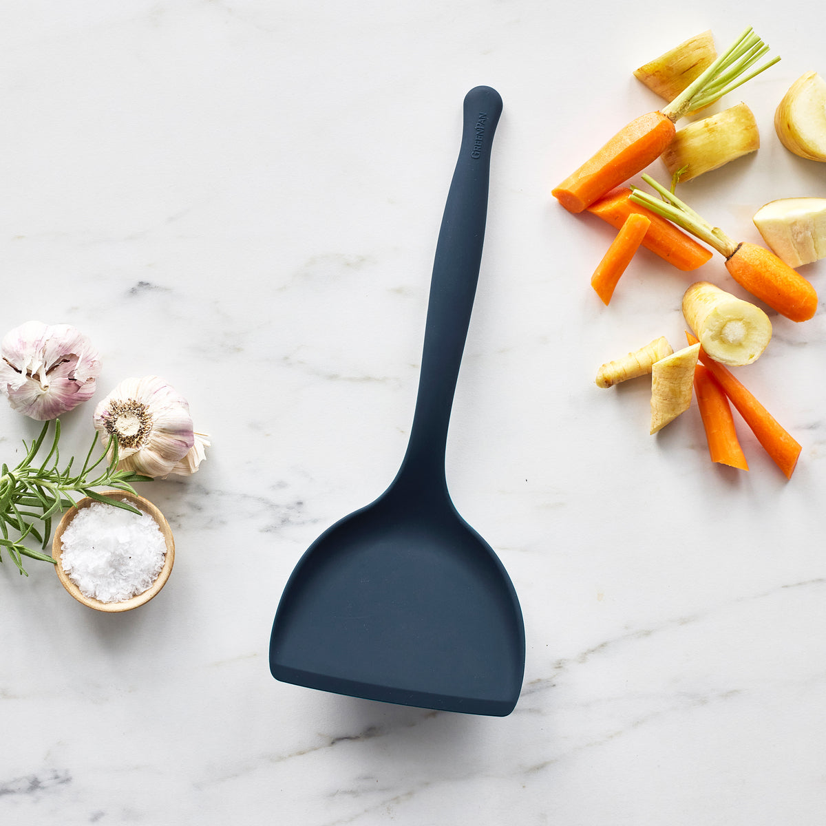 Ultra-durable silicone roasting scoop