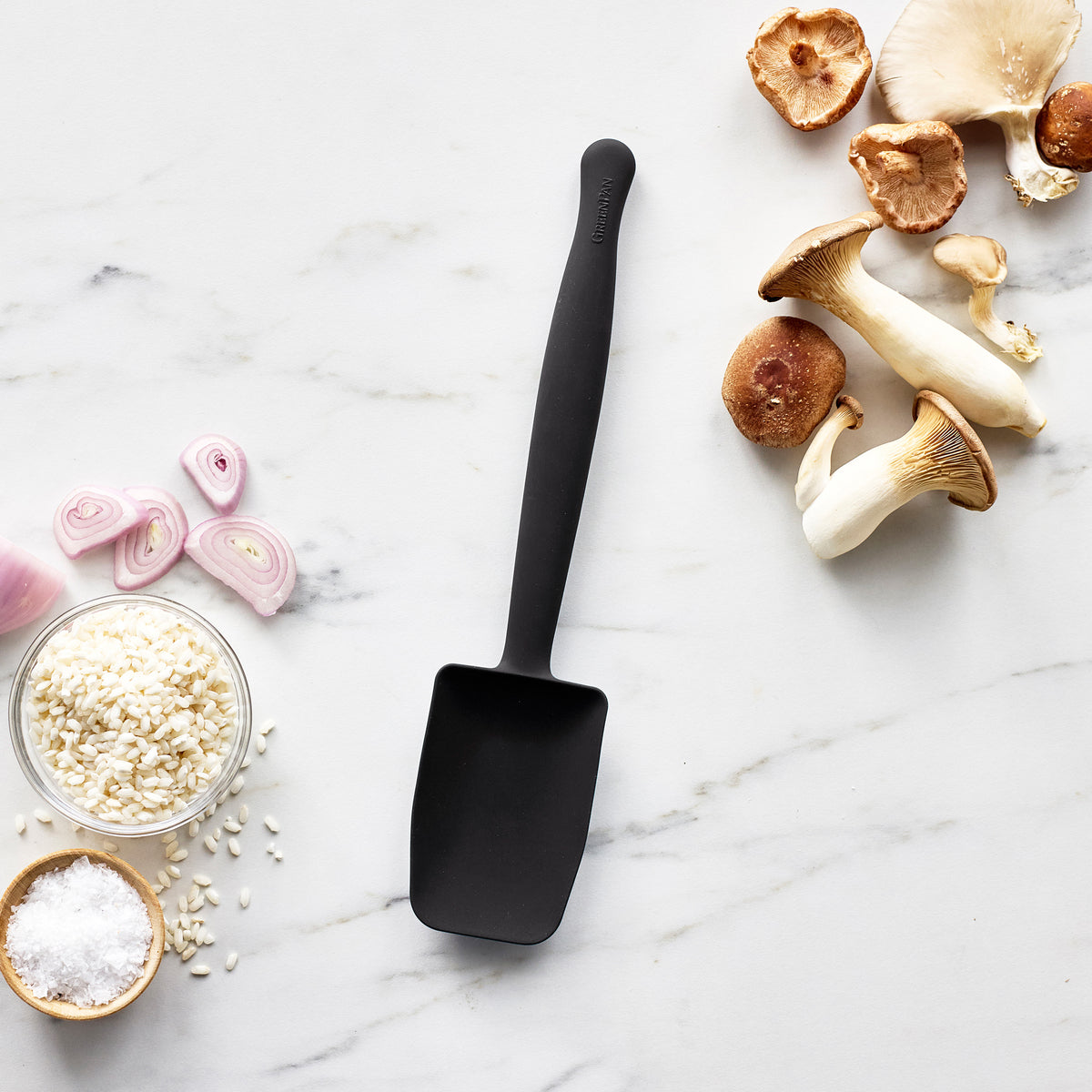 Ultra-durable silicone deep sauté spoon