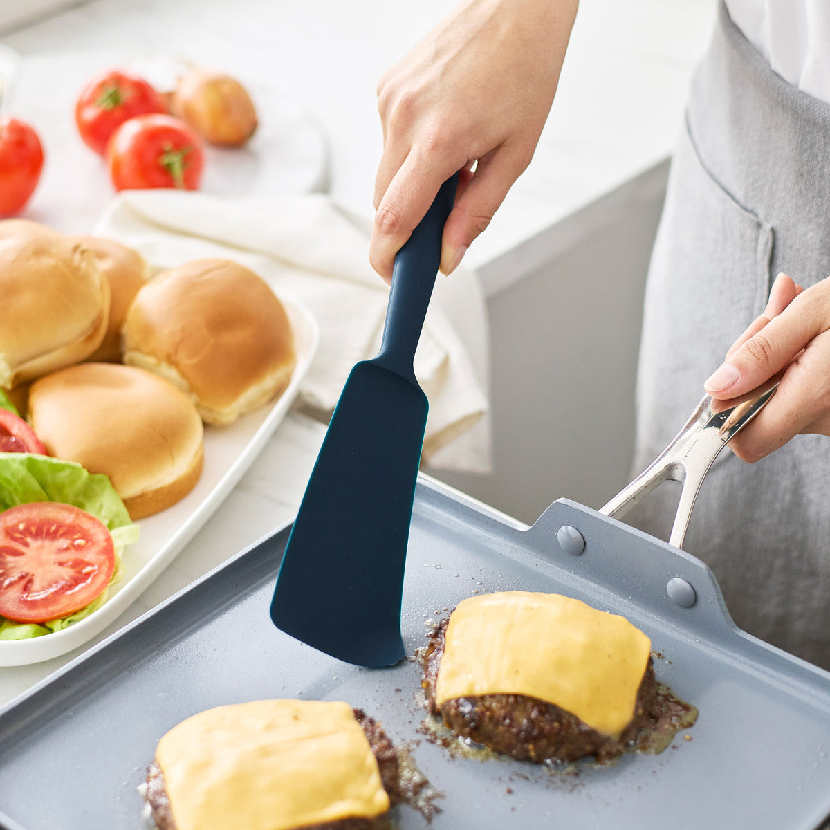 Silicone burger turner