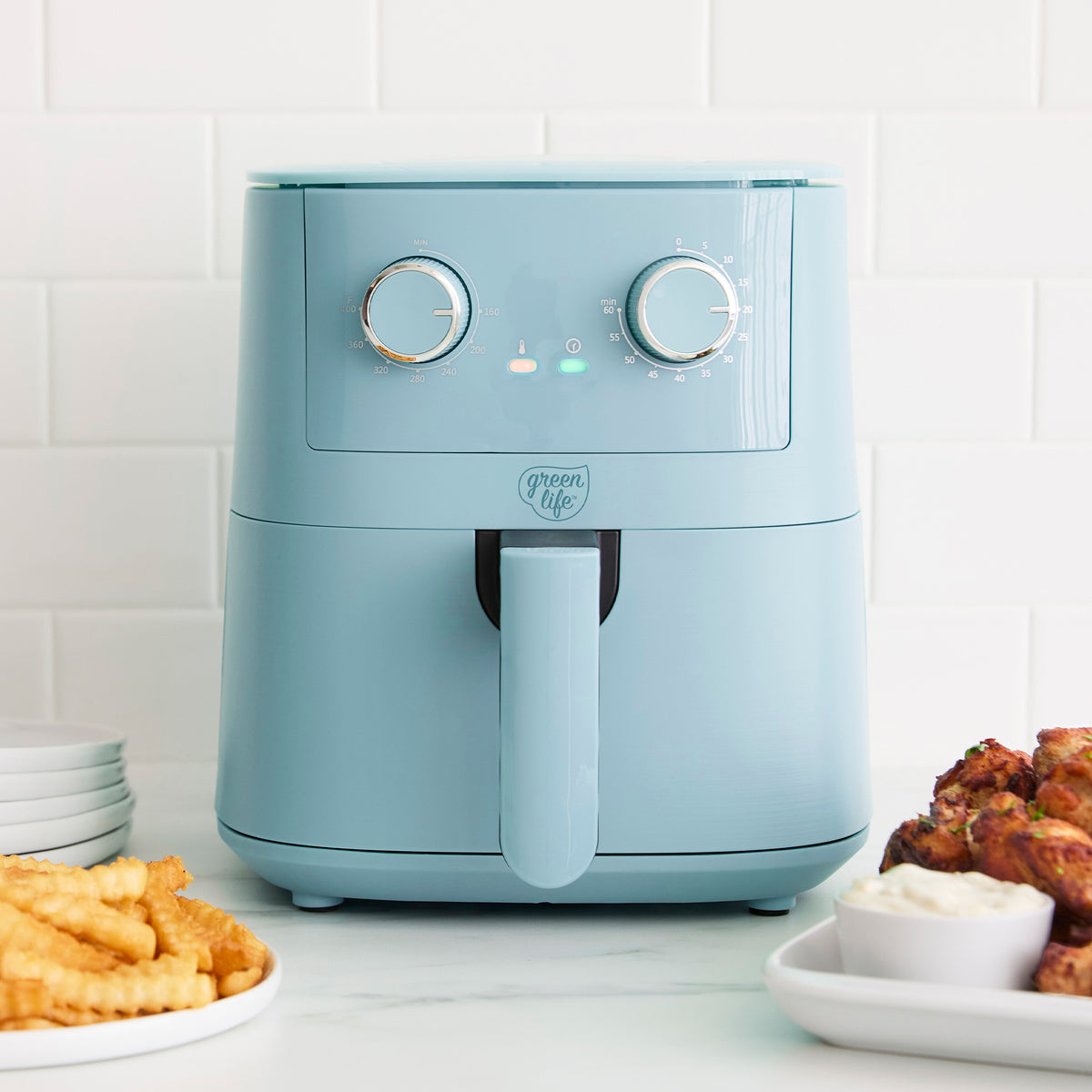 Compact air fryer