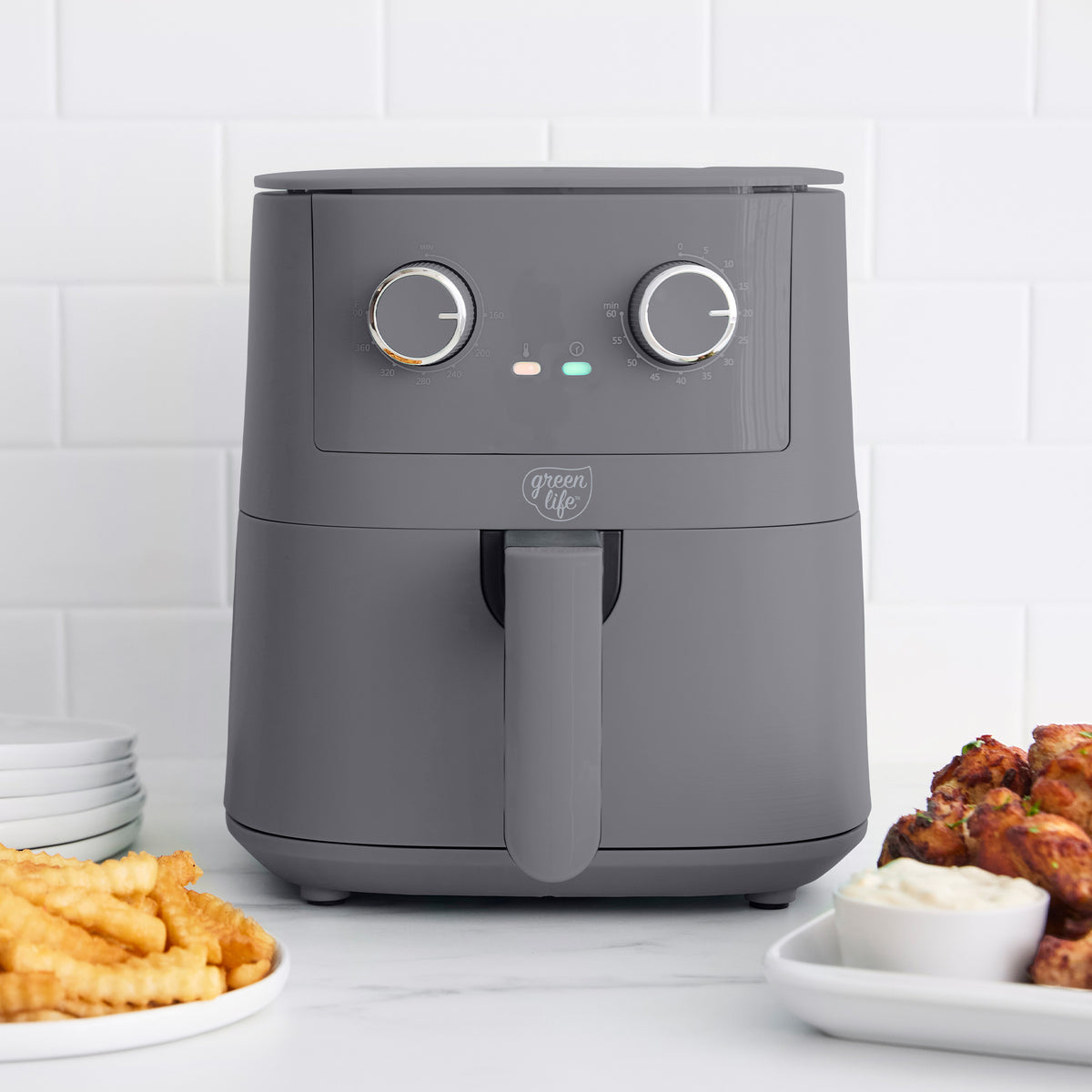 Compact air fryer