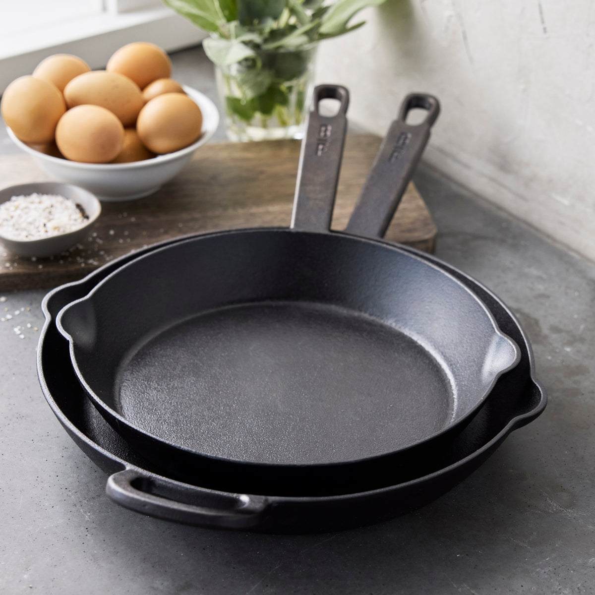 Bobby Flay by GreenPan 8" and 10" Cast Iron Frypan Set