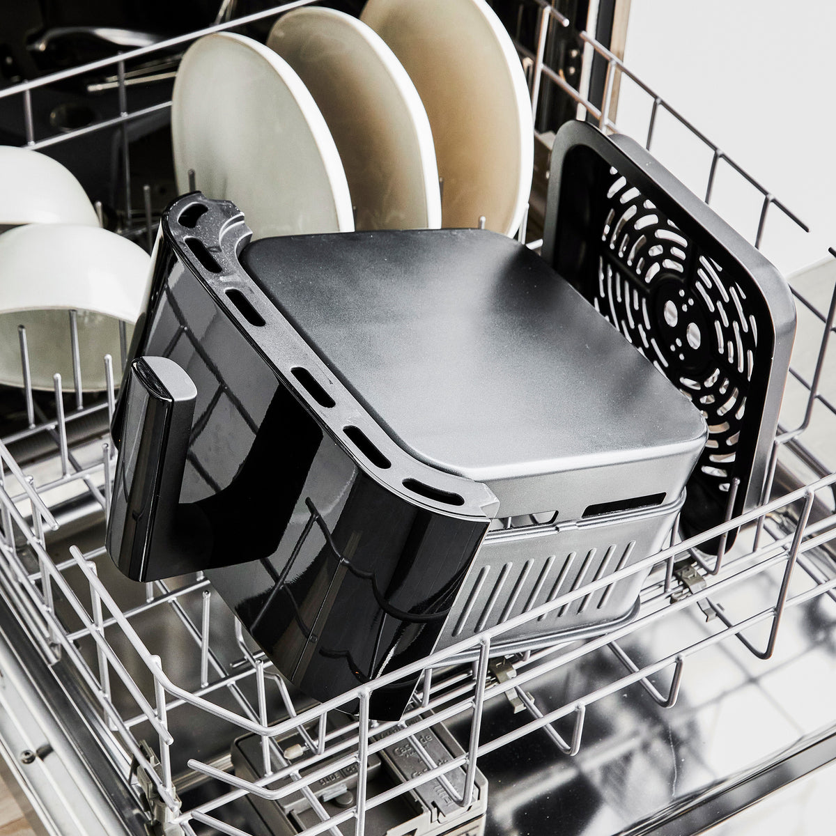 Dishwasher safe air fryer tray and basket