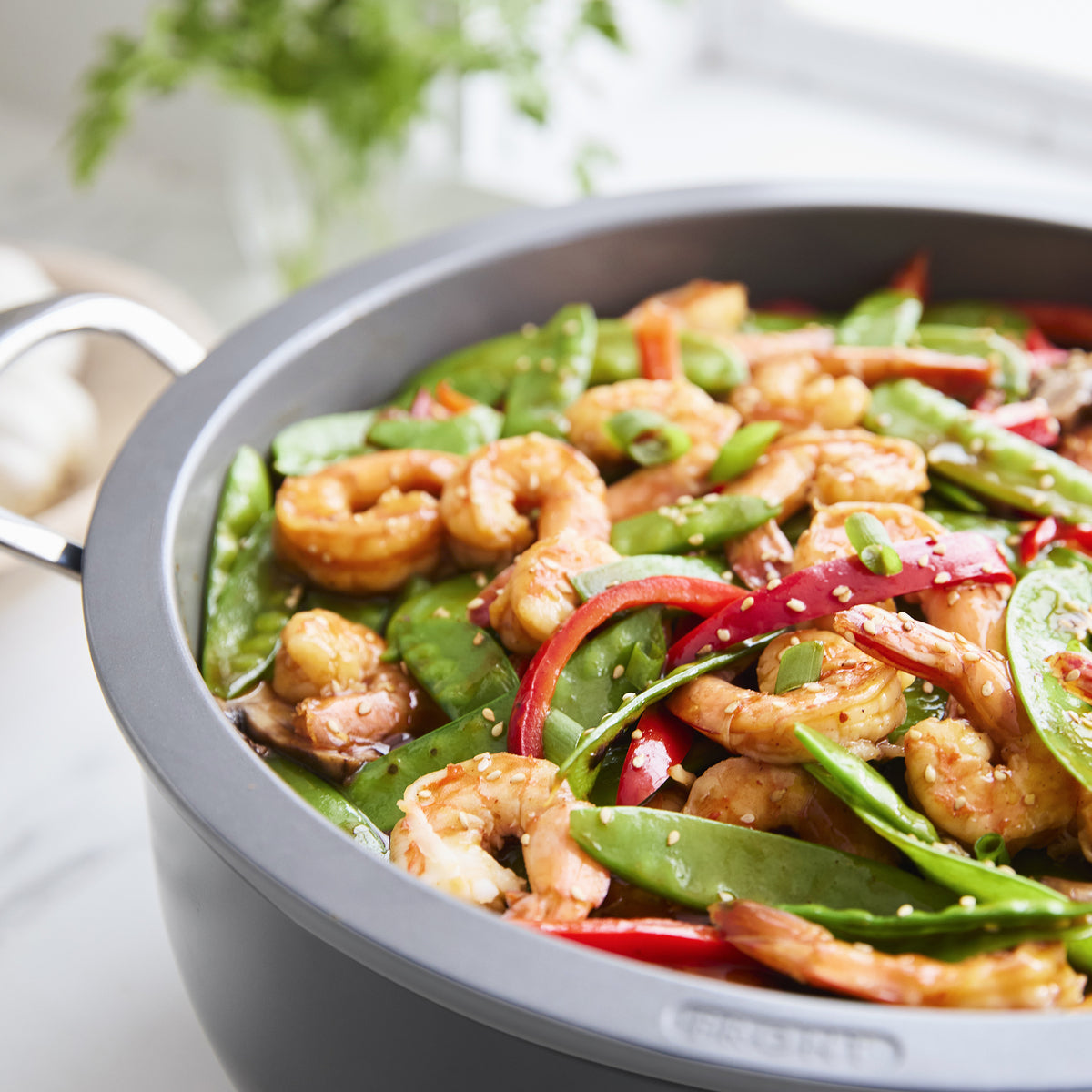 Essential smart skillet for stir-fry