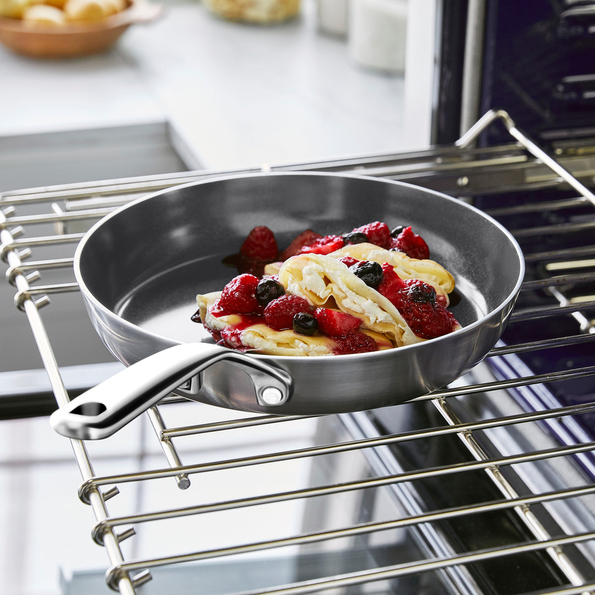 GP5 Stainless Steel 12 Frypan with Lid | Mirror Handles