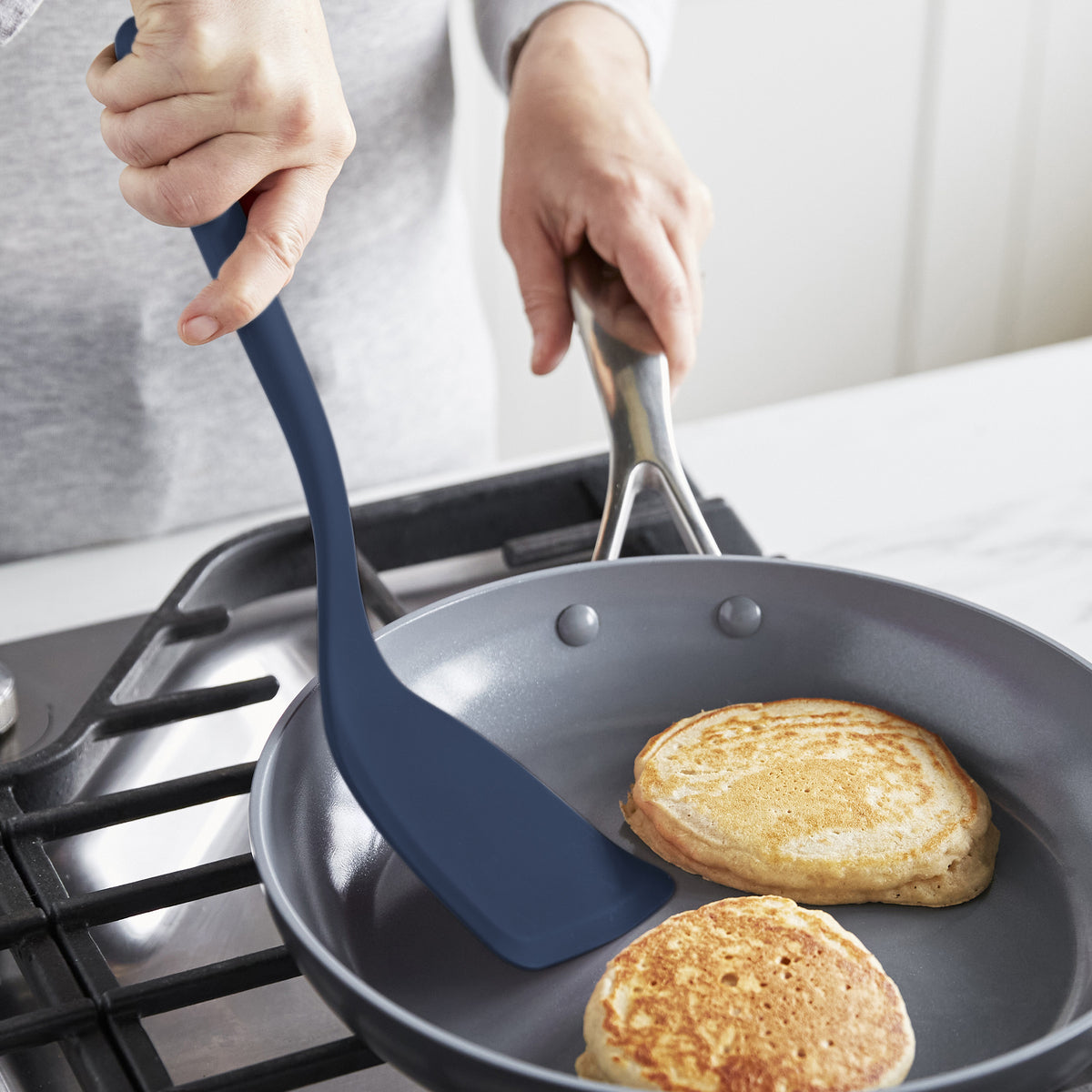 Platinum Silicone 4-Piece Utensil and Tool Rest Set | Navy