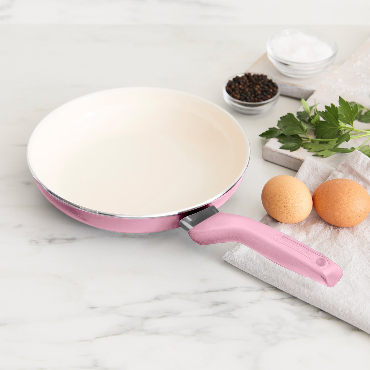 Rio Ceramic Nonstick 8" Frypan with Spatula | Pink