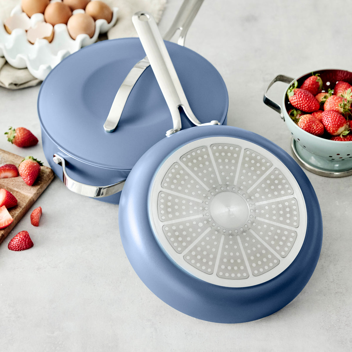 Induction compatible Nova cookware