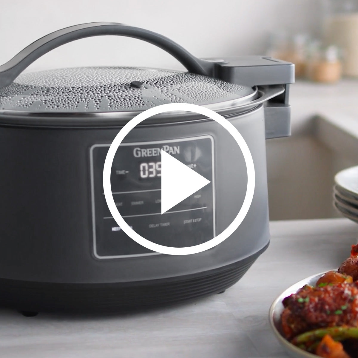 Video of slow cooker with locking lid