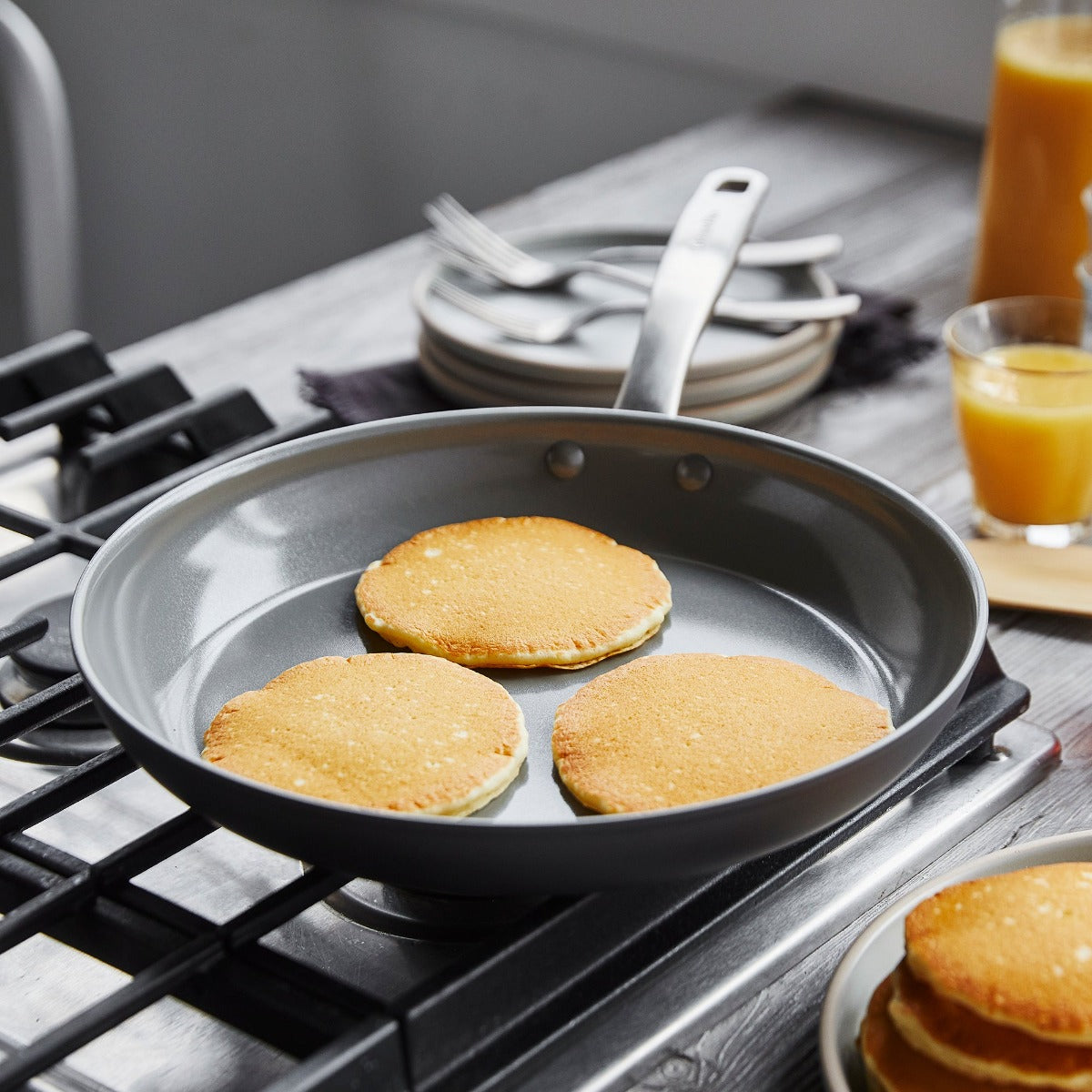 Chatham Ceramic Nonstick 8" and 10" Frypan Set