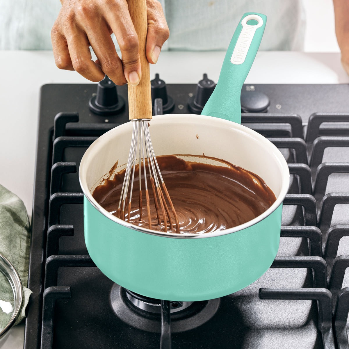 Rio Ceramic Nonstick 2-Quart Saucepan with Lid | Turquoise