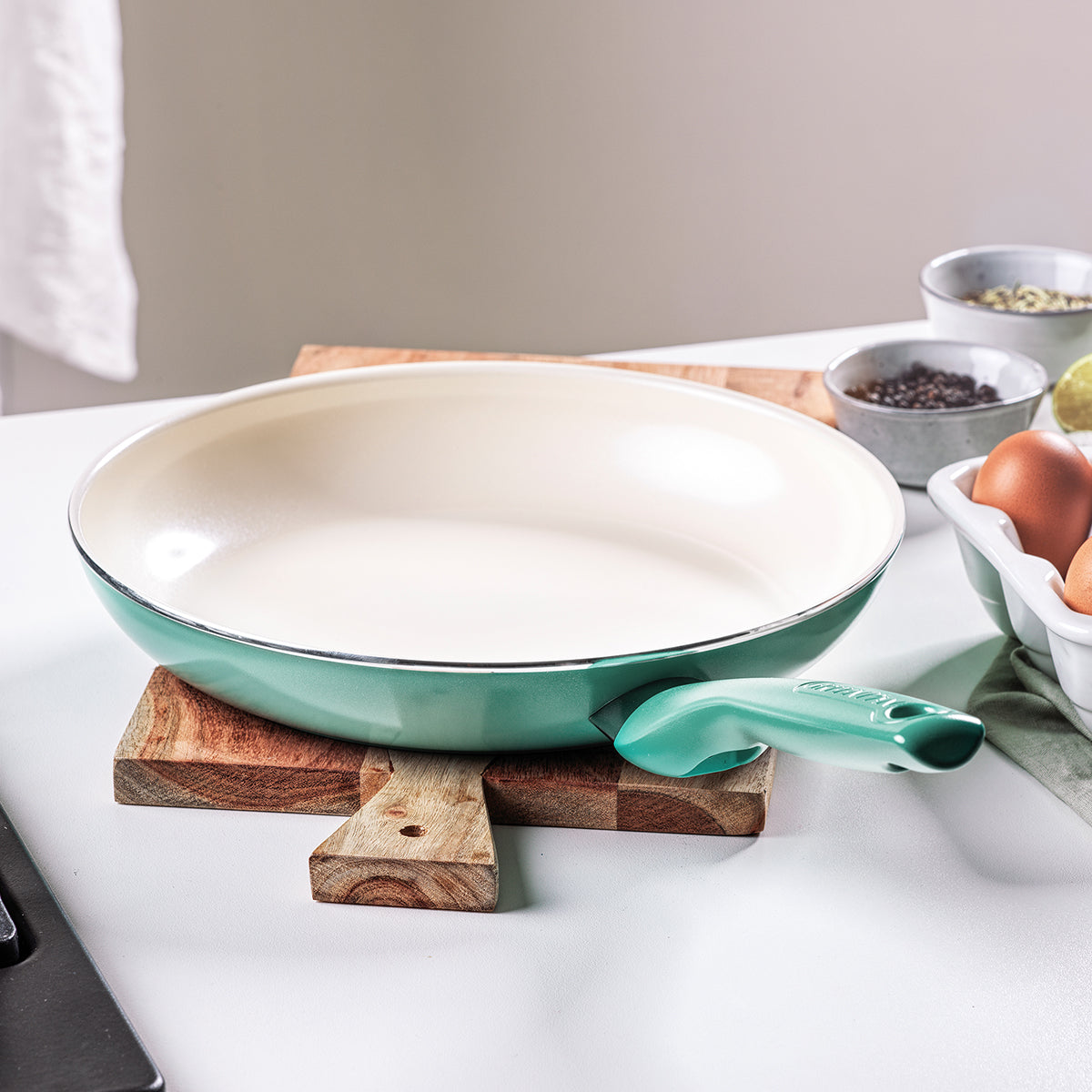 GreenPan Rio Ceramic Nonstick 5 Quart Covered Saute Pan with Helper Handle,  Turquoise 