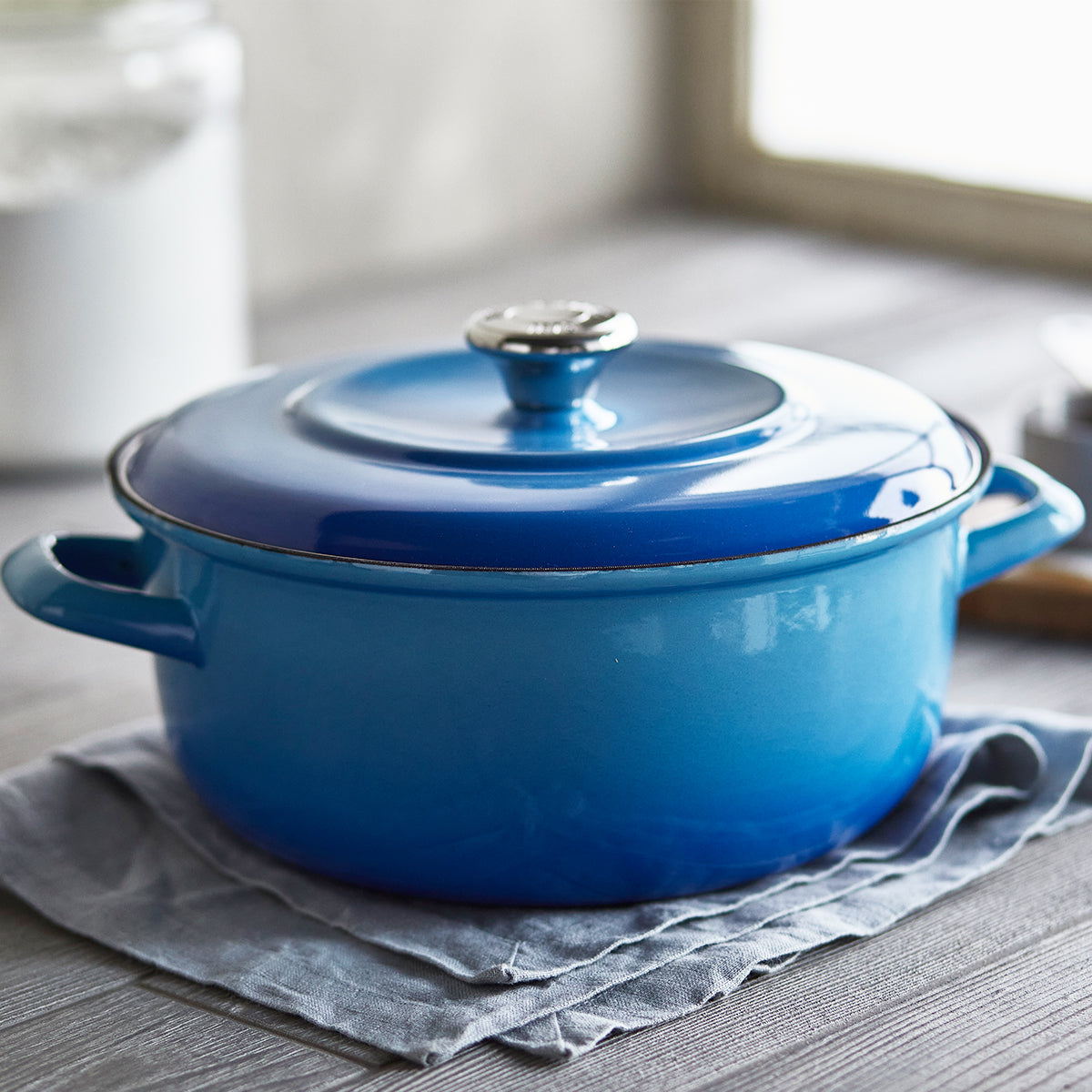 Merten & Storck Enameled Iron 1873 Dutch Oven, 5.3-Quart | Azure Blue