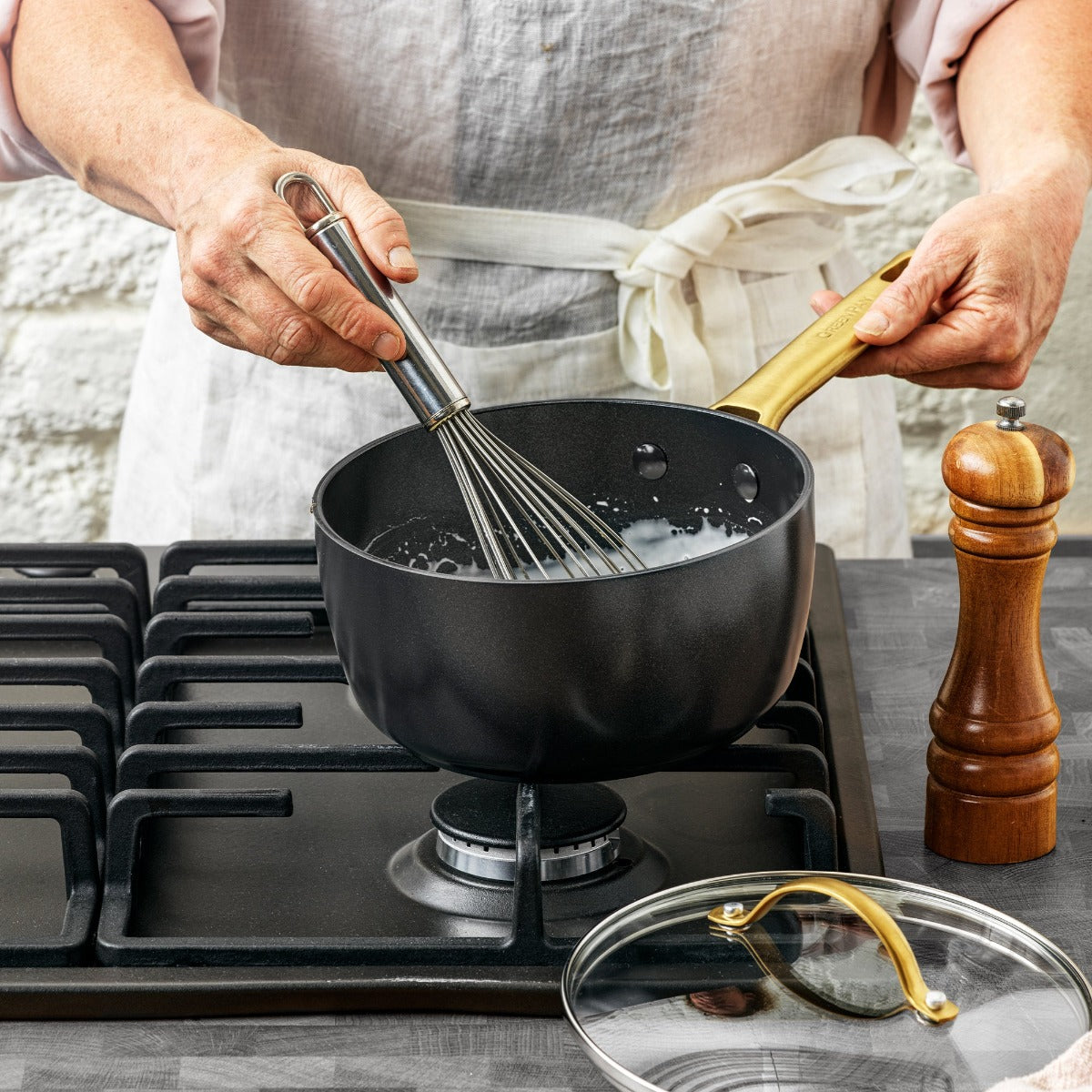 Reserve Ceramic Nonstick 10-Piece Cookware Set | Black