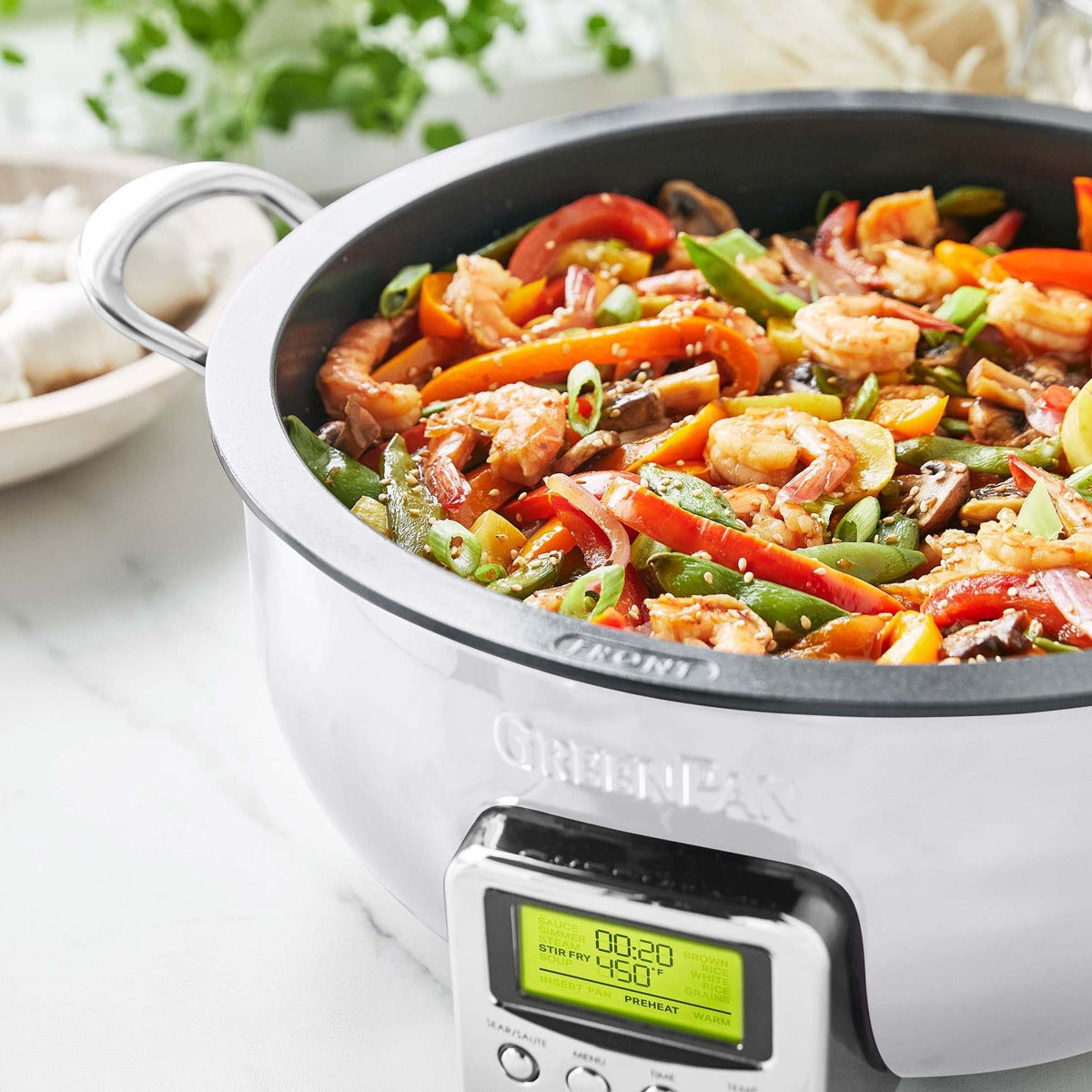 Essential smart skillet with LCD display