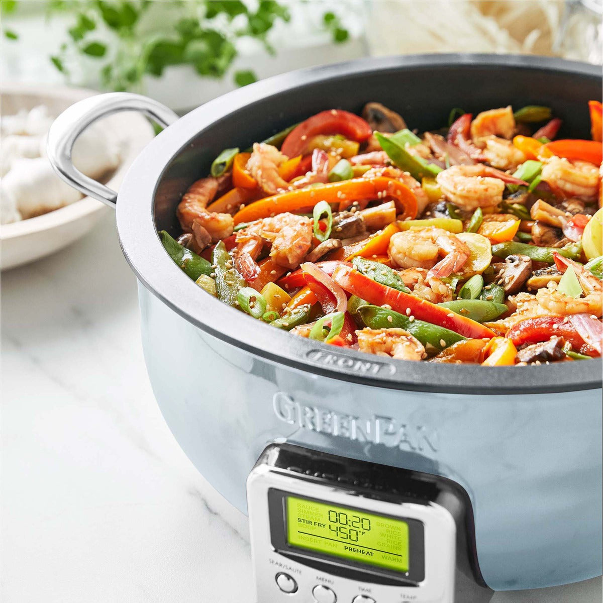 Essential smart skillet with LCD display