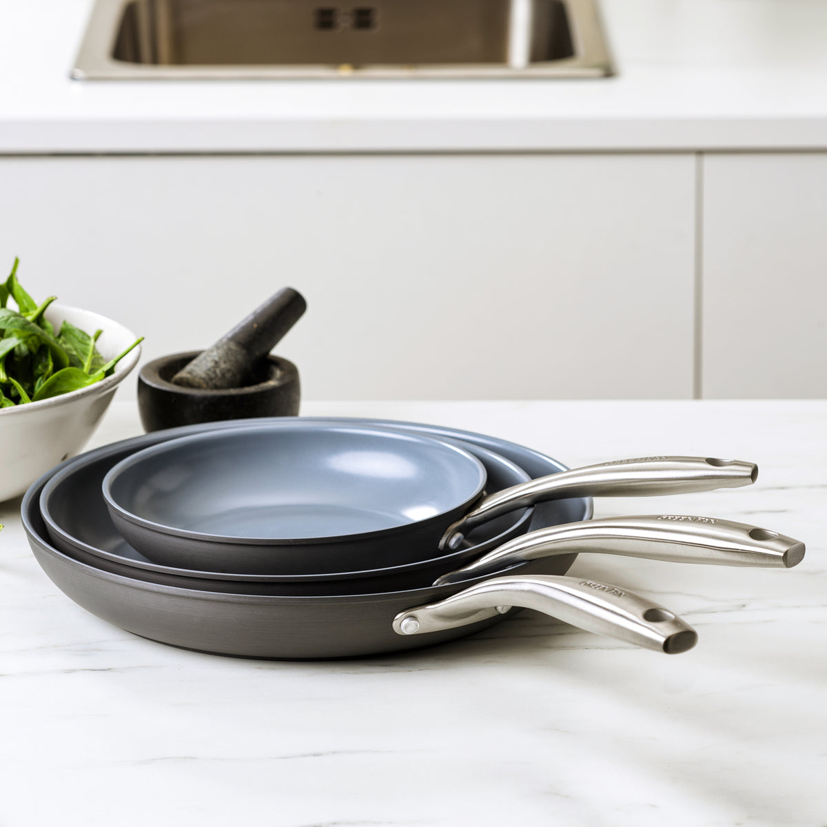 Lima Ceramic Nonstick 12 Frypan with Lid