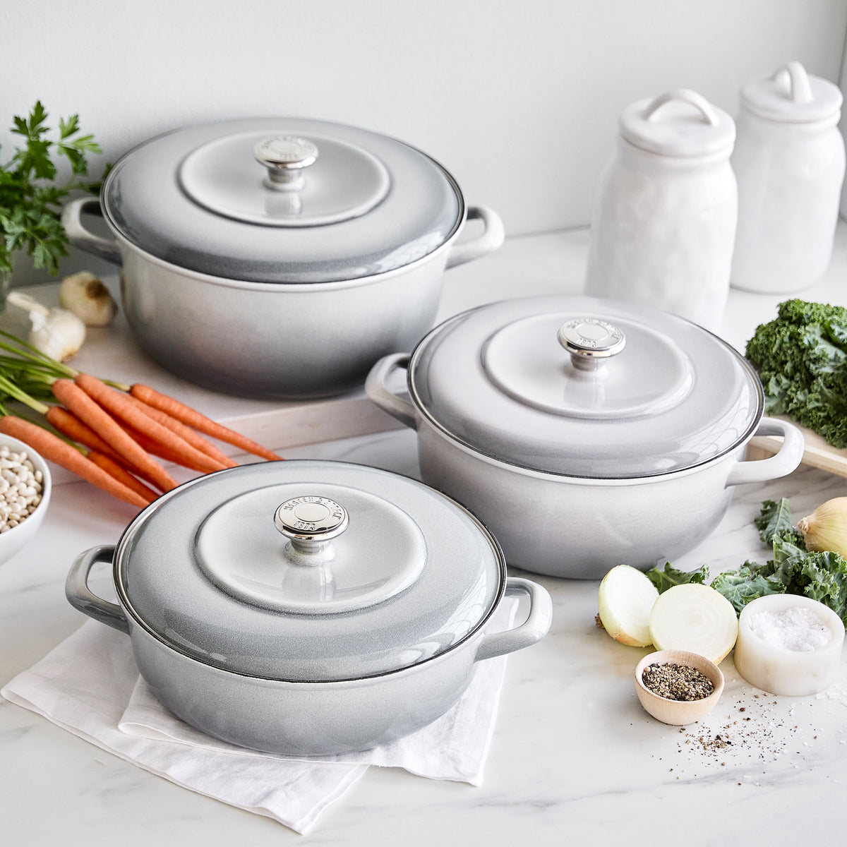 Merten & Storck Enameled Iron 1873 Dutch Oven, 7-Quart | Cloud Gray