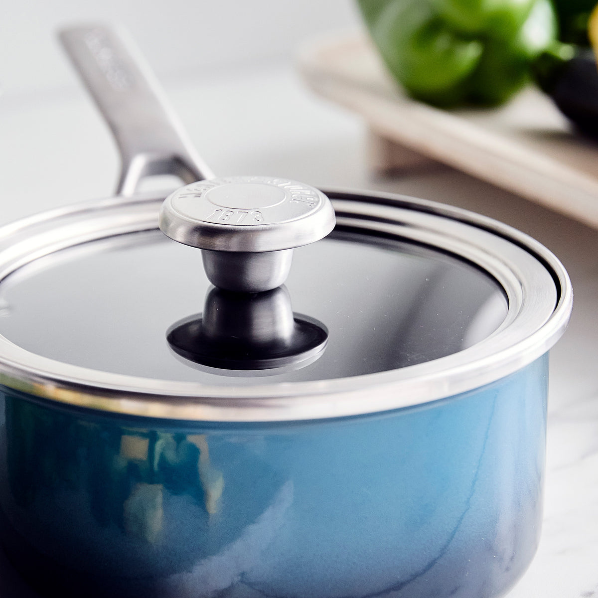  Non-Stick Aluminum 2 Handle Cooking Sauce Pot w/Glass Lid - 18  Cm 2.5 QT: Casseroles: Home & Kitchen